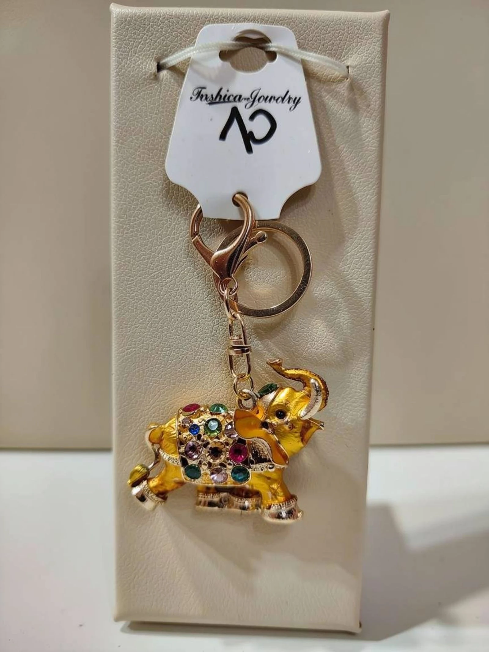 Lindo llavero de bisutería a la moda 4 euros la pieza – photo 10
